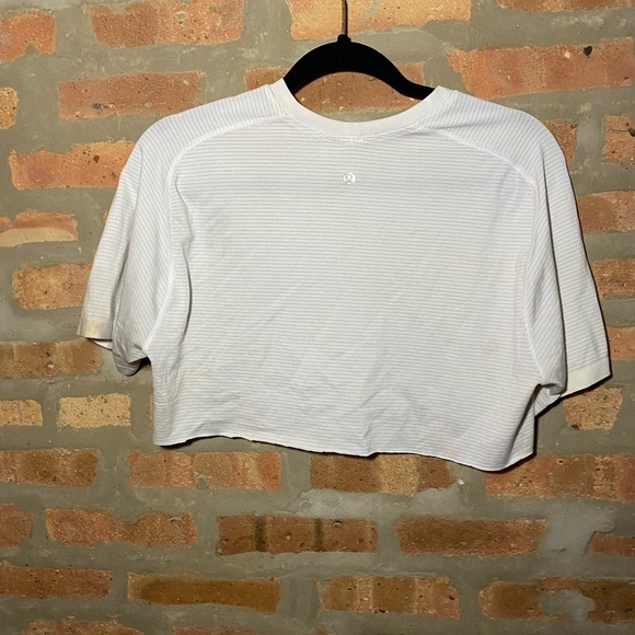 lululemon athletica Tops - Lululemon cropped stripe t shirt